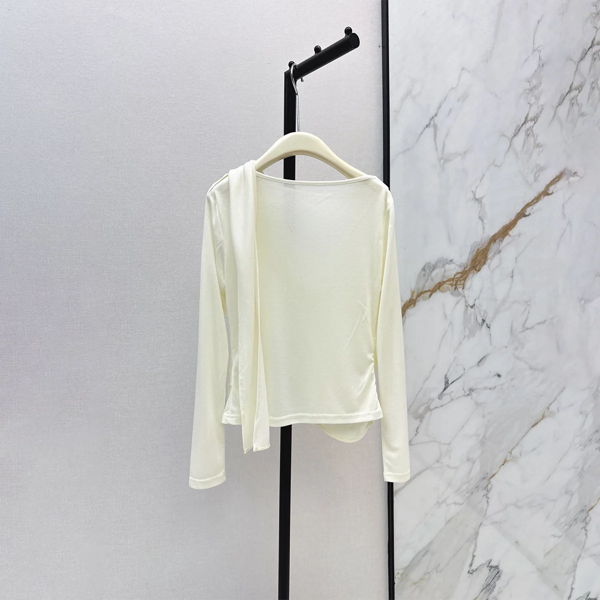 2026 High Quality Women's Swinging Collar, Slightly Transparent Long Sleeve Top--hb812
