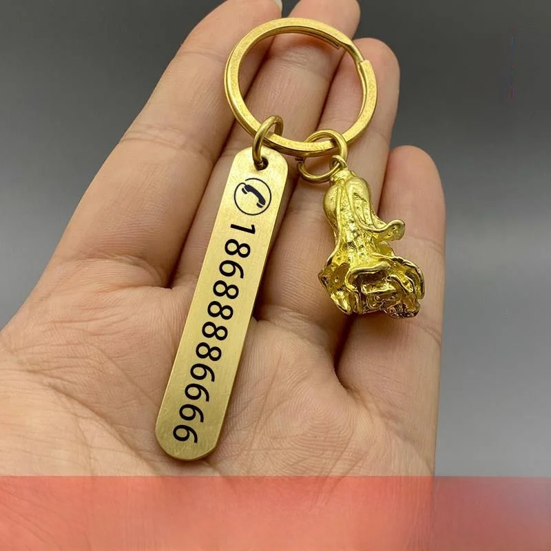 chaveiro-artesanal-de-latao-para-carro-pingente-para-celular-com-gravacao-anti-perda-formato-de-abobora-estilo-vintage-p