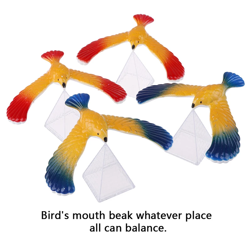 1 Balanceamento conjunto Pássaro + Pirâmide Novidade Incrível Equilíbrio Eagle Bird Toy Magic Manter Equilíbrio Casa Escritório de Aprendizagem Divertido Mordaça Brinquedo