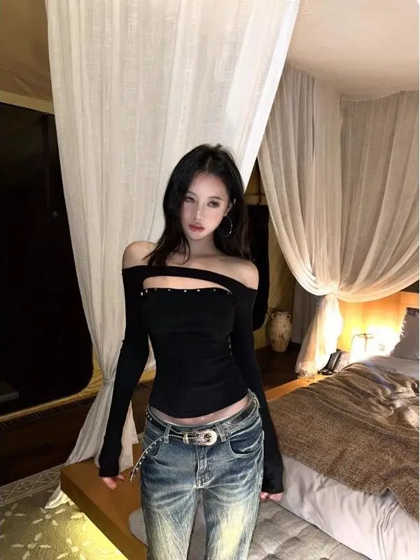 Black Hollow out Long Sleeve One Shoulder T-Shirt Women's Autumn Winter New Style Pure Desire Design Slim Fit Base Shirt Trendy