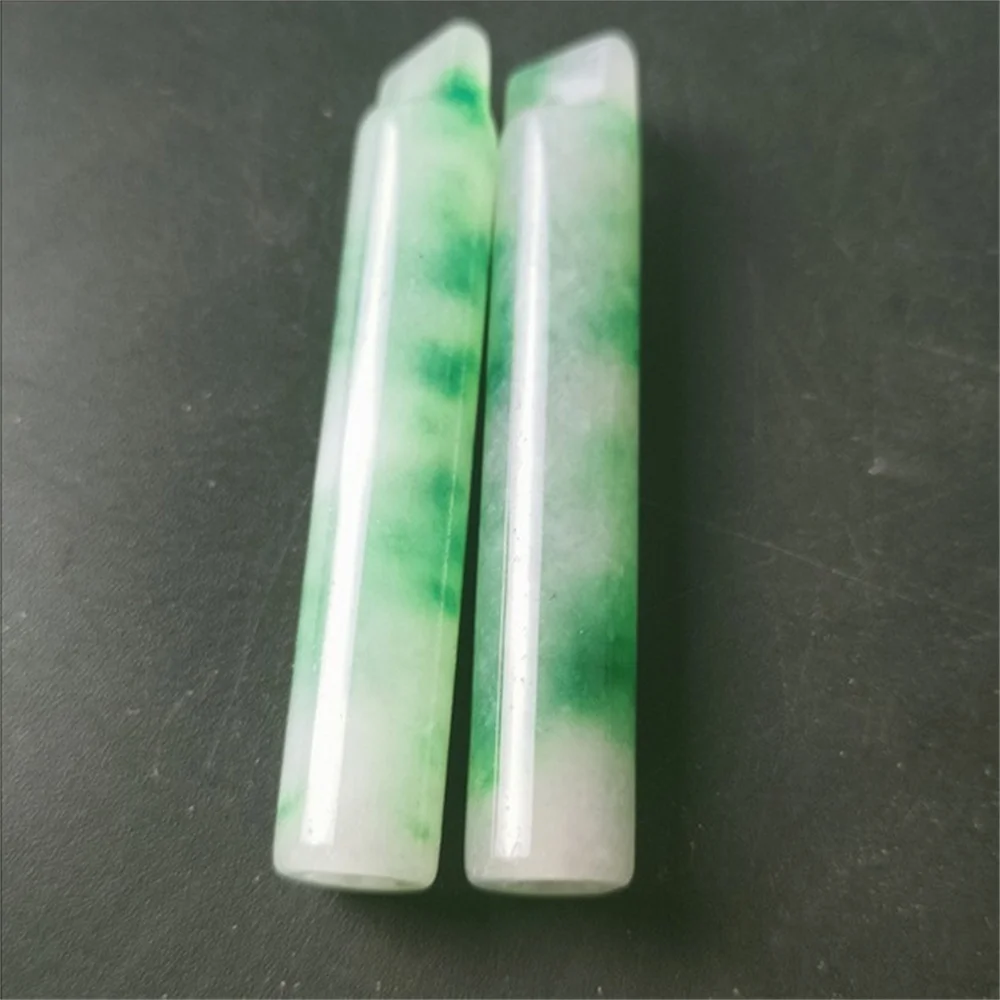 White ice floating flowers full of green feather tube, L é zi jade tube, retro Qing Dynasty jade top, wearing floral feathers in