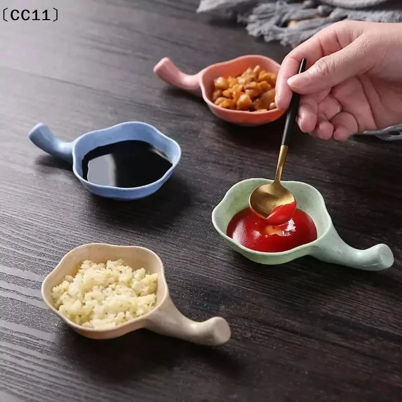 (Random Color Delivery) 1pc Wheat Straw Sauce Dishes Chopstick Rest Sushi Soy Dipping Bowl Appetizer〔CC11〕