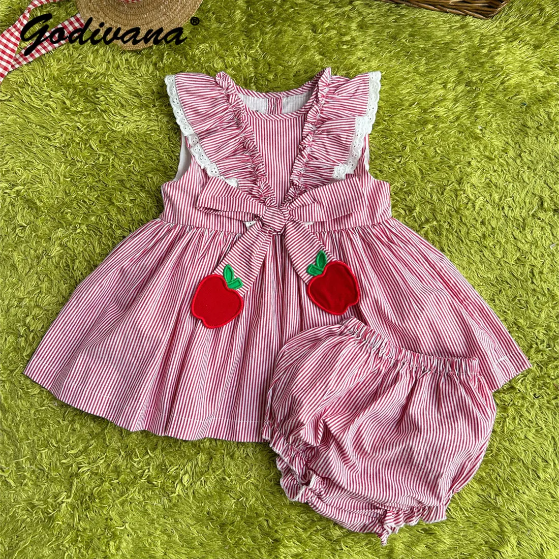 2026 Summer New Vintage Baby Girls Red Striped Sundress Kids Ruffle Collar Bow High Waist Sleeveless Casual Kindergarten Set