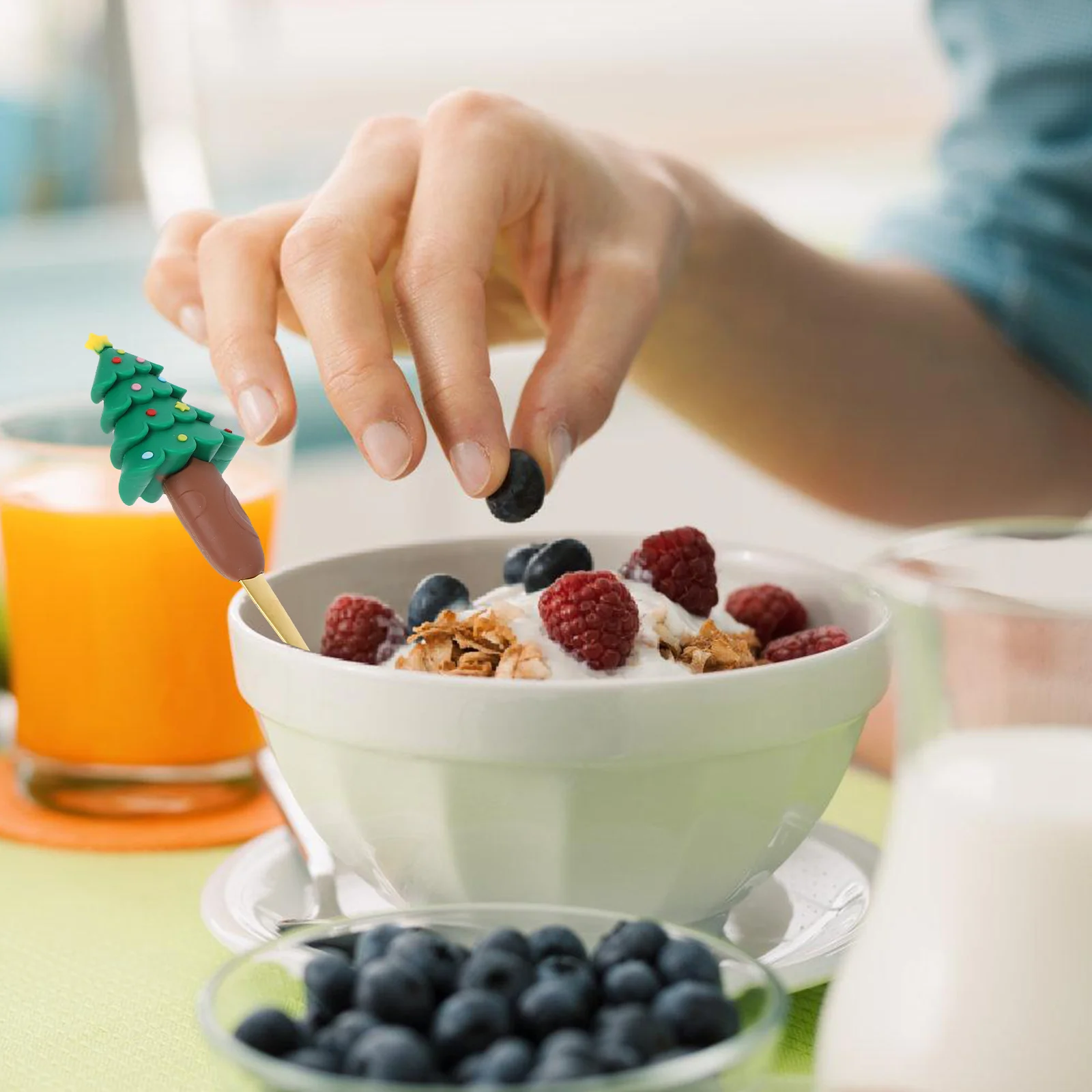 

4 Pcs Chirstmas Spoons Tea for Hot Teaspoons Dessert Stainless Steel Creative Small