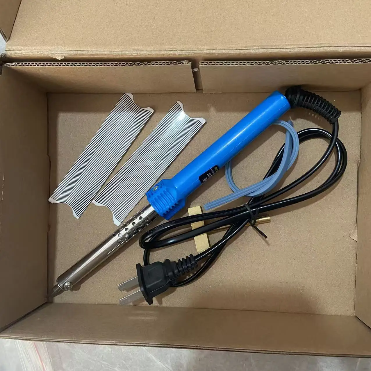 

Ремкомплект пикселей с плоским кабелем для BMW Business CD RDS Radio CD23 и Business RDS с T-Iron Tool