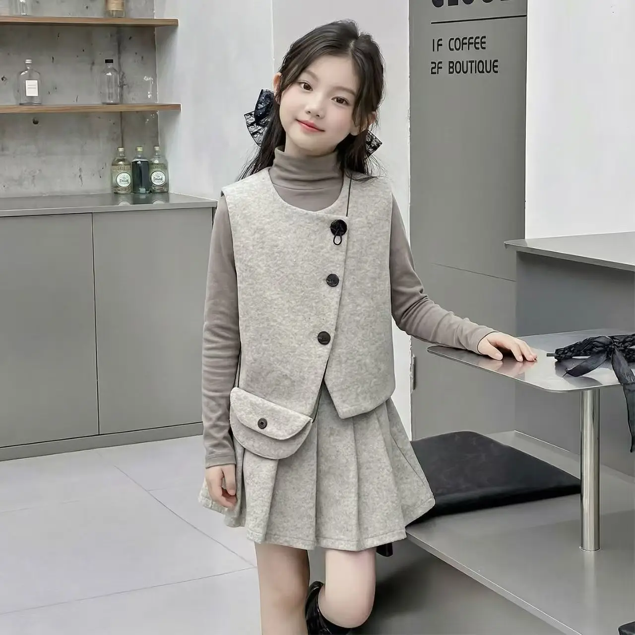 Girl's Little Fragrant Wind Set Spring 2026 New Style Western Style Bottom Shirt Half Skirt Vest 3-Piece Set