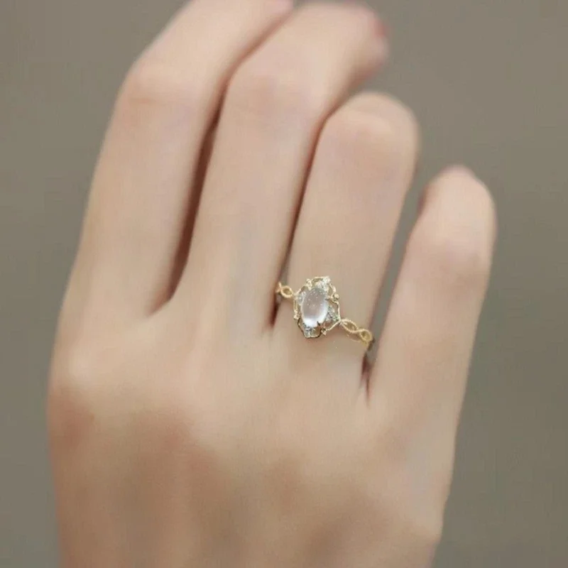 Gold Plated Natural Moonstone Cats Eyes Ring for Women Fashion Luxury Geometric Design Rings Open Adjustable Ring Trendy Jewelry