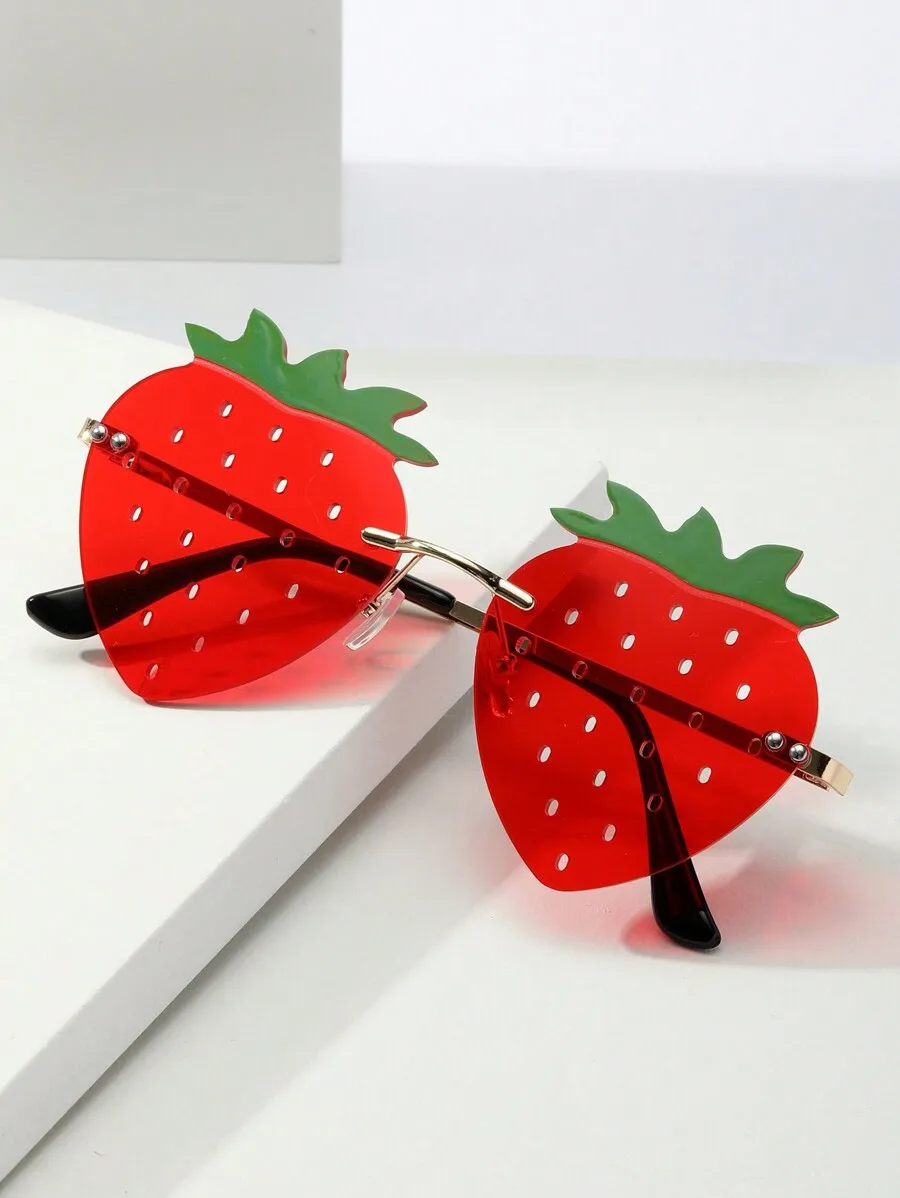 

Strawberry Shaped Novelty Fashion Sunglasses For Women Y2K Style Party Holiday Valentines Day