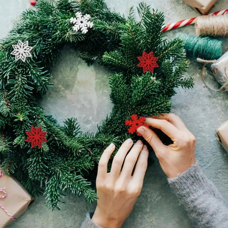 50 pz 25/27mm forma mista fiocchi di neve bianchi in legno ornamenti natalizi pendenti di natale decorazioni natalizie di capodanno per la festa in casa