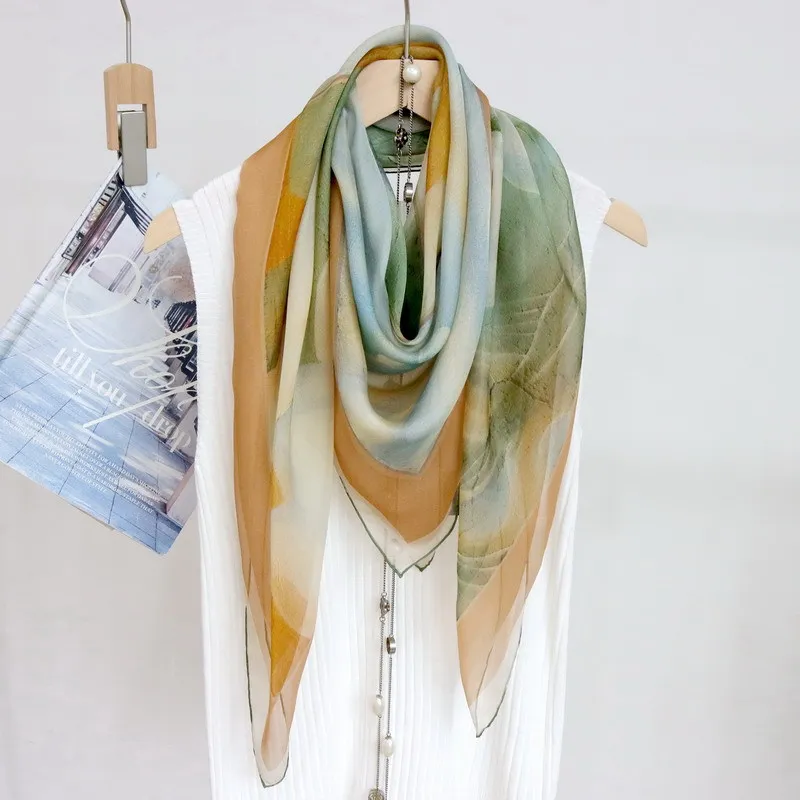 Gradient Contrast Scarf Thin Sunscreen Chiffon Silk Large Square Scarf Lily of The Valley Blossom Shawl for Women