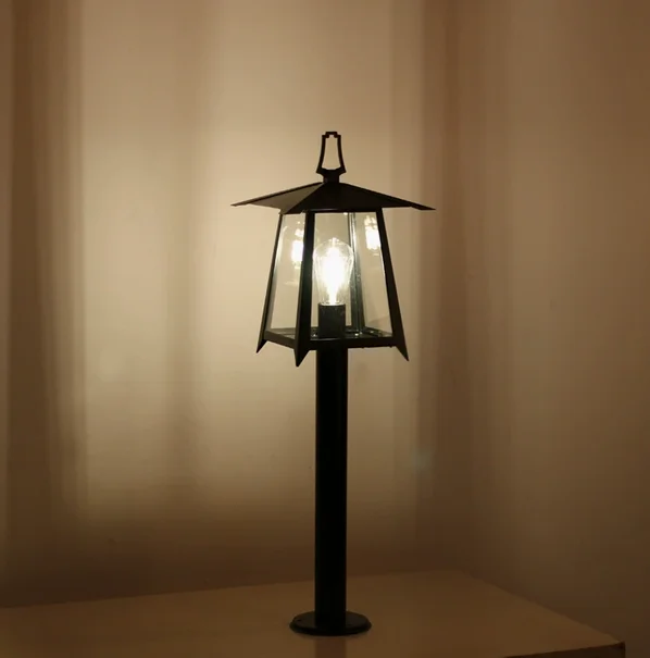Retro Waterproof Wrought Iron Lawn Lamp European Style Outdoor Courtyard Atmosphere Light Fixture for Home Decor