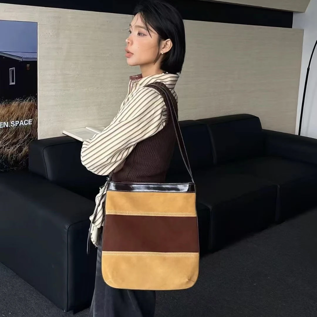 

Женская сумка на одно плечо, матовая сумка из искусственной кожи, новая цветная сумка большой вместимости, осенне-зимняя новая модная сумка через плечо