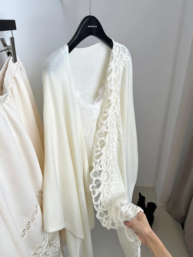 versatile-lace-trim-knitted-cowl-neck-wrap-women's-early-autumn-atmosphere-shoulder-shawl-two-way-outerwear-scarf