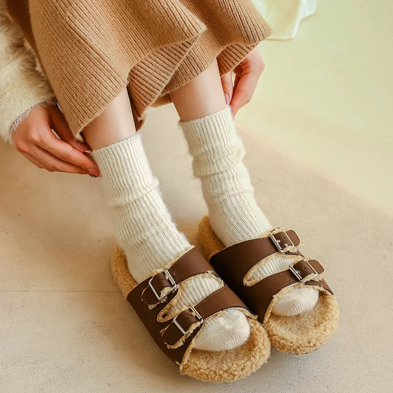 Solid Color Wool Women\'s Mid-tube Socks Autumn and Winter Stockings Thick Warm Cashmere Wool Socks