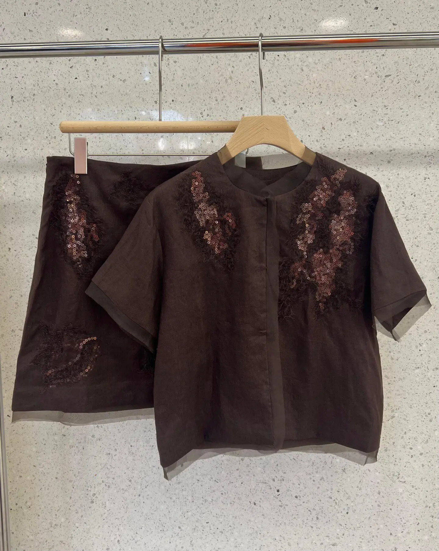 

Linen bead embroidery splicing short sleeved skirt set high-end fashion set