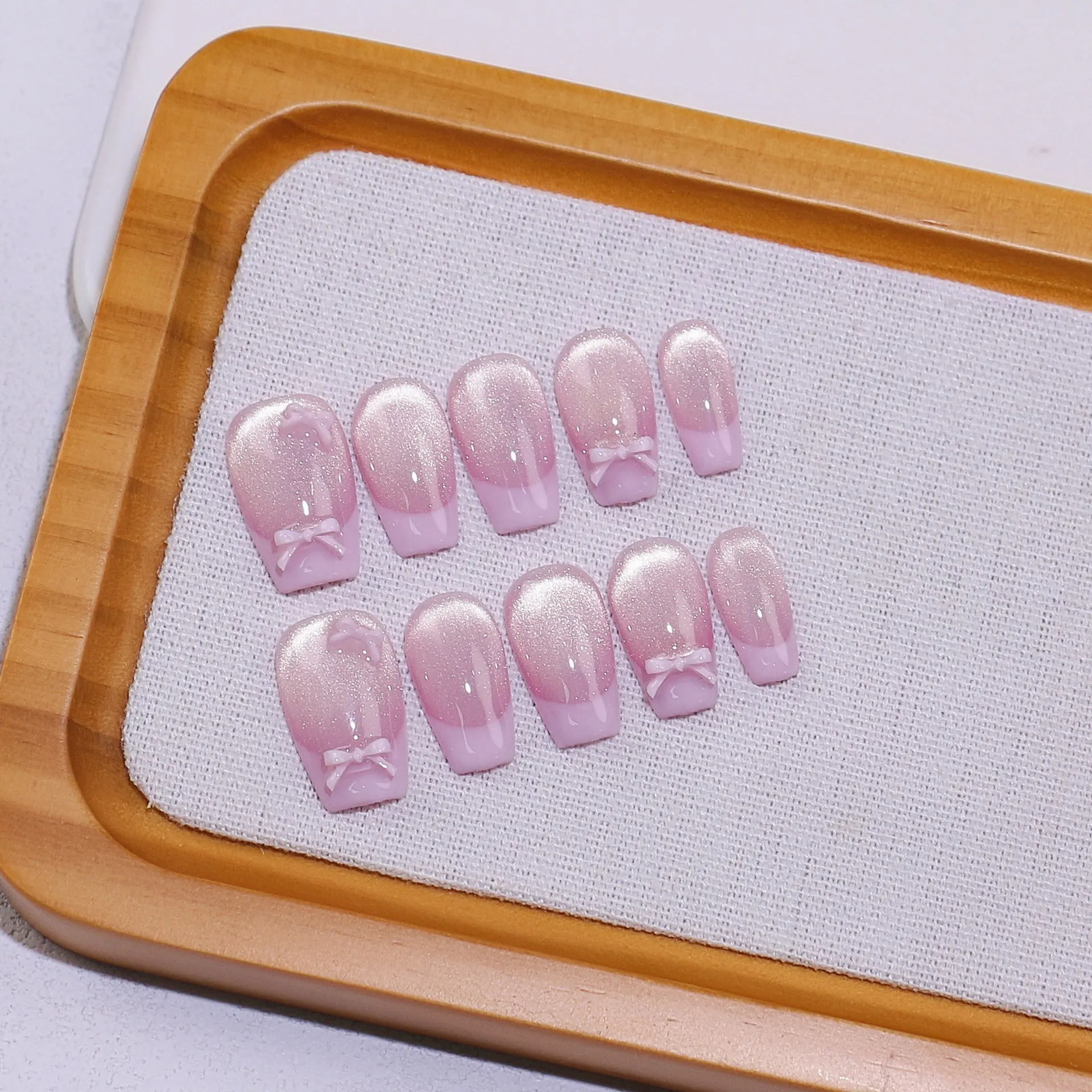 

10pcs Handmade Press on Nails Shiny Cat's Eye 3D Bowknot Design French Short Sweet Fake Nails Wearable Nails Art Tips For Girls