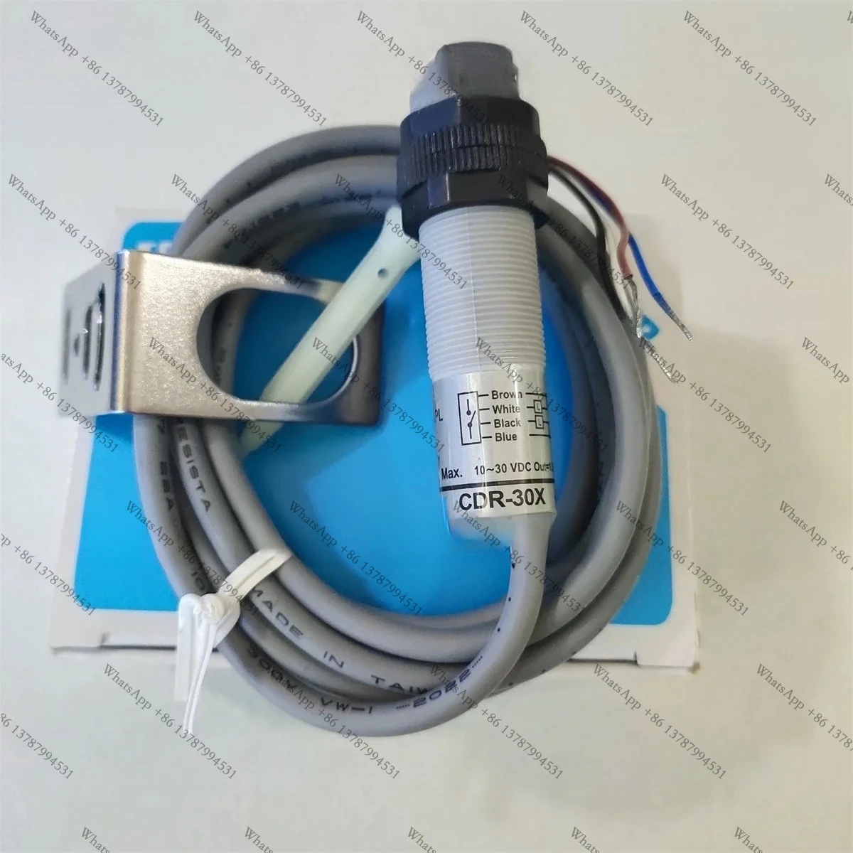 Genuine CDR-30X or CDR-10X FOTEK M18 Diffuse Reflection Photoelectric Sensor New Original