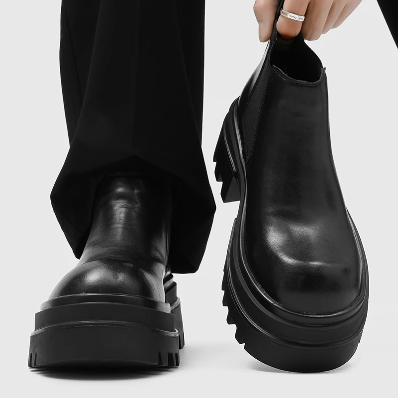 Thick Soled Men Chelsea Boots with Elastic Band Gear Sole Height Increasing Anti Slip Simple Stylish Commuting Boots