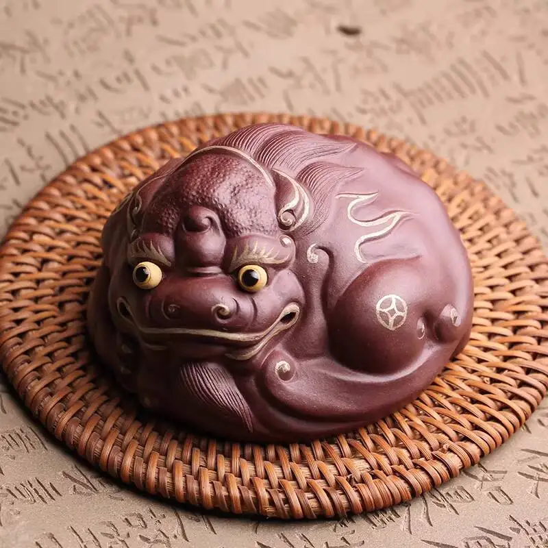 Yixing Original Purple Clay Pet Figurine, Wealth-Attracting Pixiu, Masterfully Handcrafted, Premium Kung Fu Set, Can Be Used For