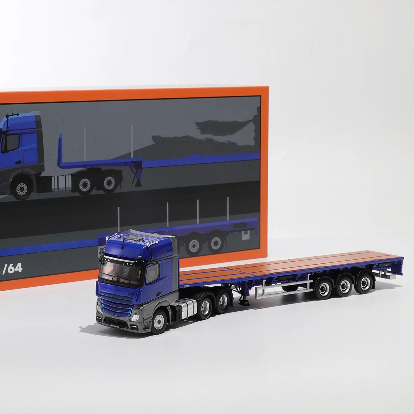GCD 1:64 Trailer three-axle tractor with extendable trailer alloy car model collection gift