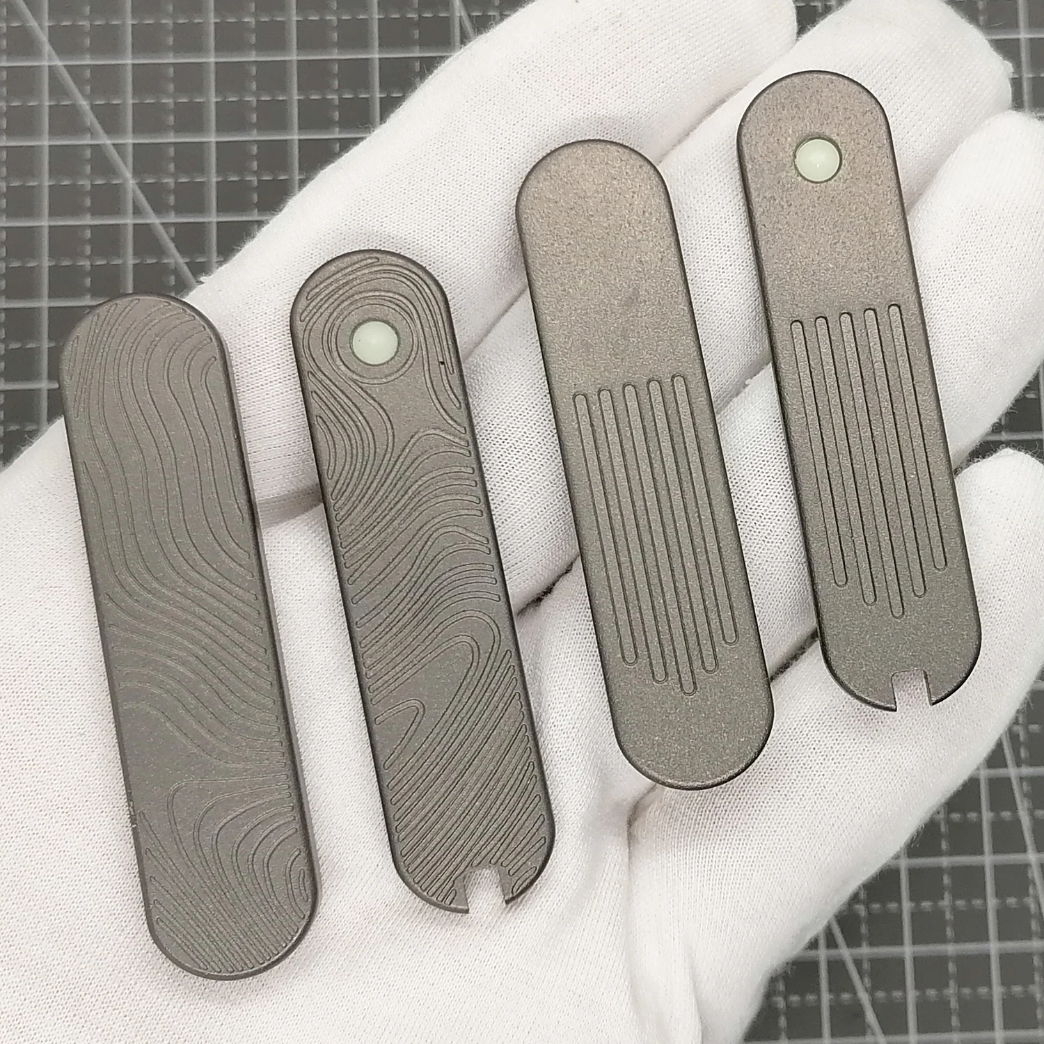 1 par de balanças de liga de titânio personalizadas de 58 mm com slot para caneta para modificação Victorinox SAK