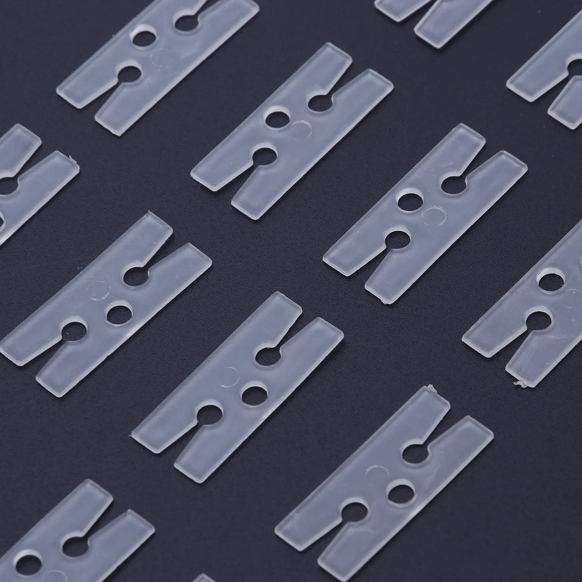 

100Pcs Plastic Balloon Clips H Shape Balloon Ties Easy Fast Sealing for Wedding Birthday Christmas Party Decoration