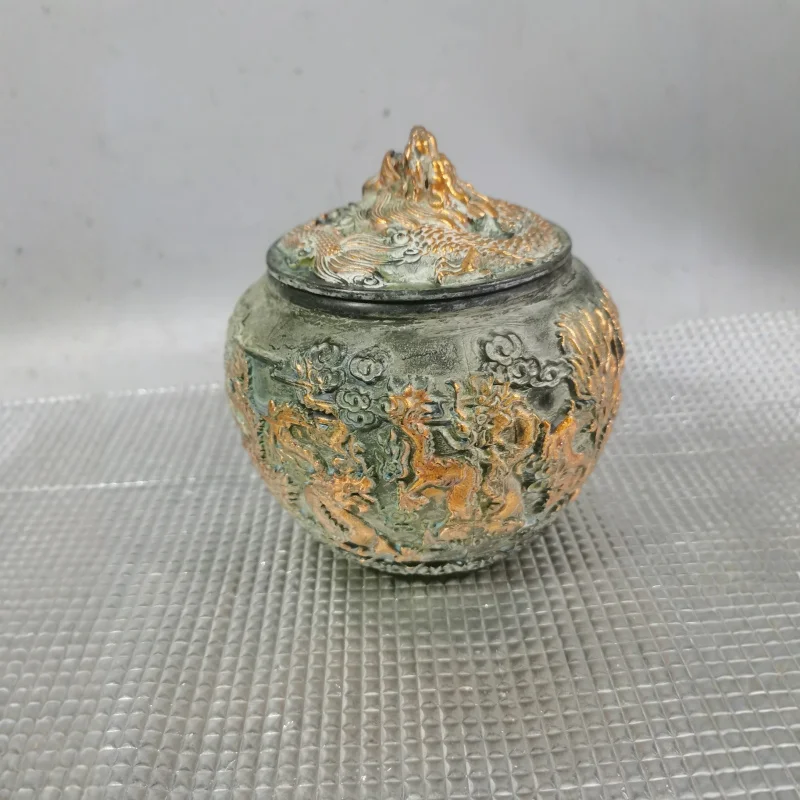 Gilt copper nine-dragon tea , chess , storage caddy, desktop decoration, craft gift