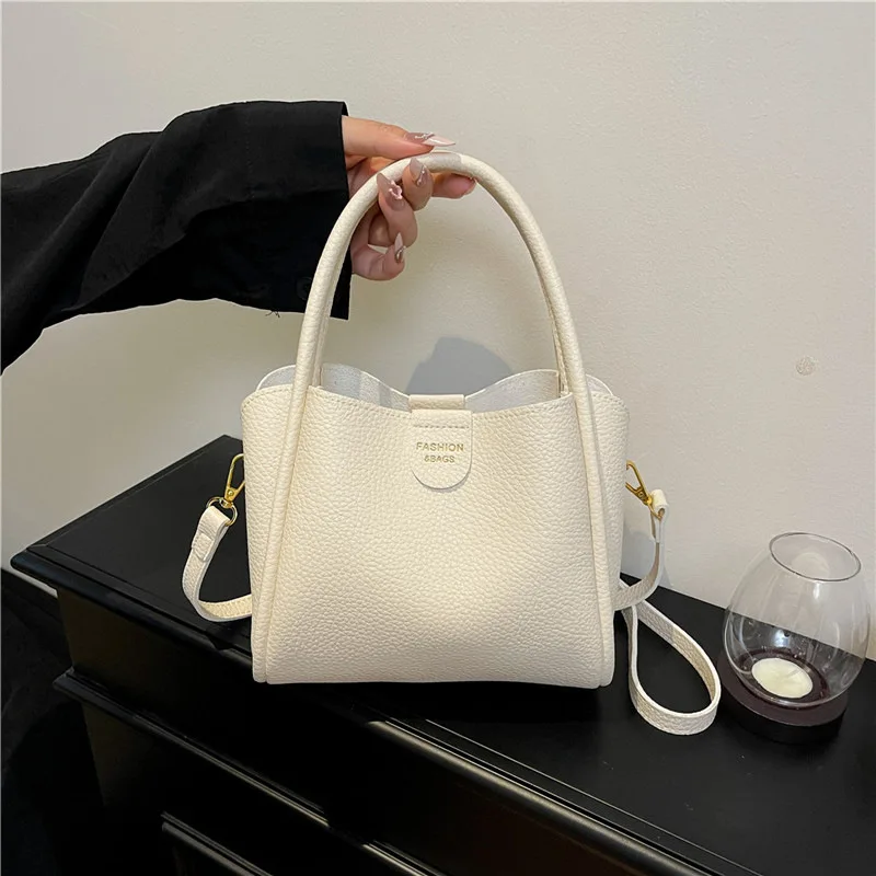 

Women's Bag Premium Feeling Hand Bucket Bag 2025 Summer New Fashion Simple Versatile Shoulder Bag Casual Messenger Bag