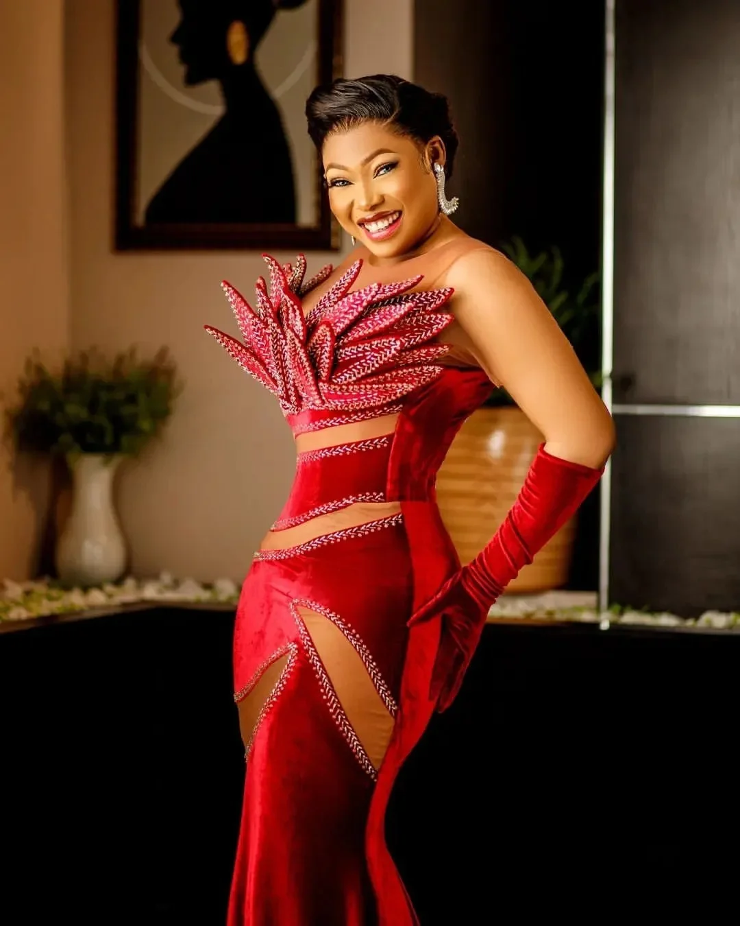 Sukienki na specjalne okazje, aksamitne, zdobione koralikami, wieczorowe, formalne, na przyjęcie, drugie przyjęcie weselne, urodziny, zaręczyny, plus size, czerwone, syrenka.