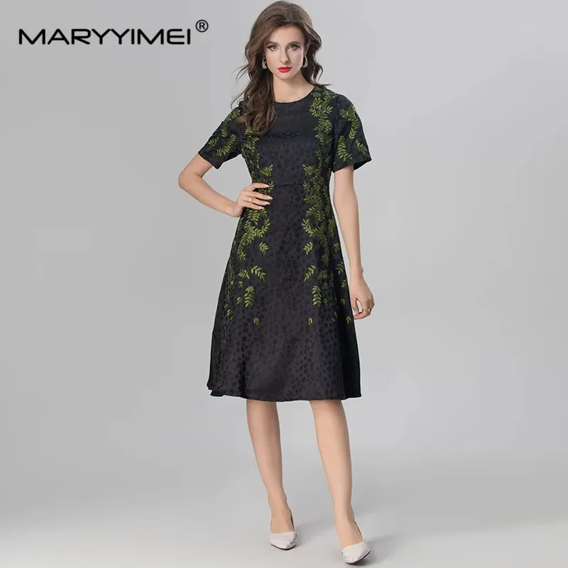 MARYYIMEI Women's Fashion Casual Dress Autumn New Style Short sleeve Embroidery Holiday Black Midi Dresses