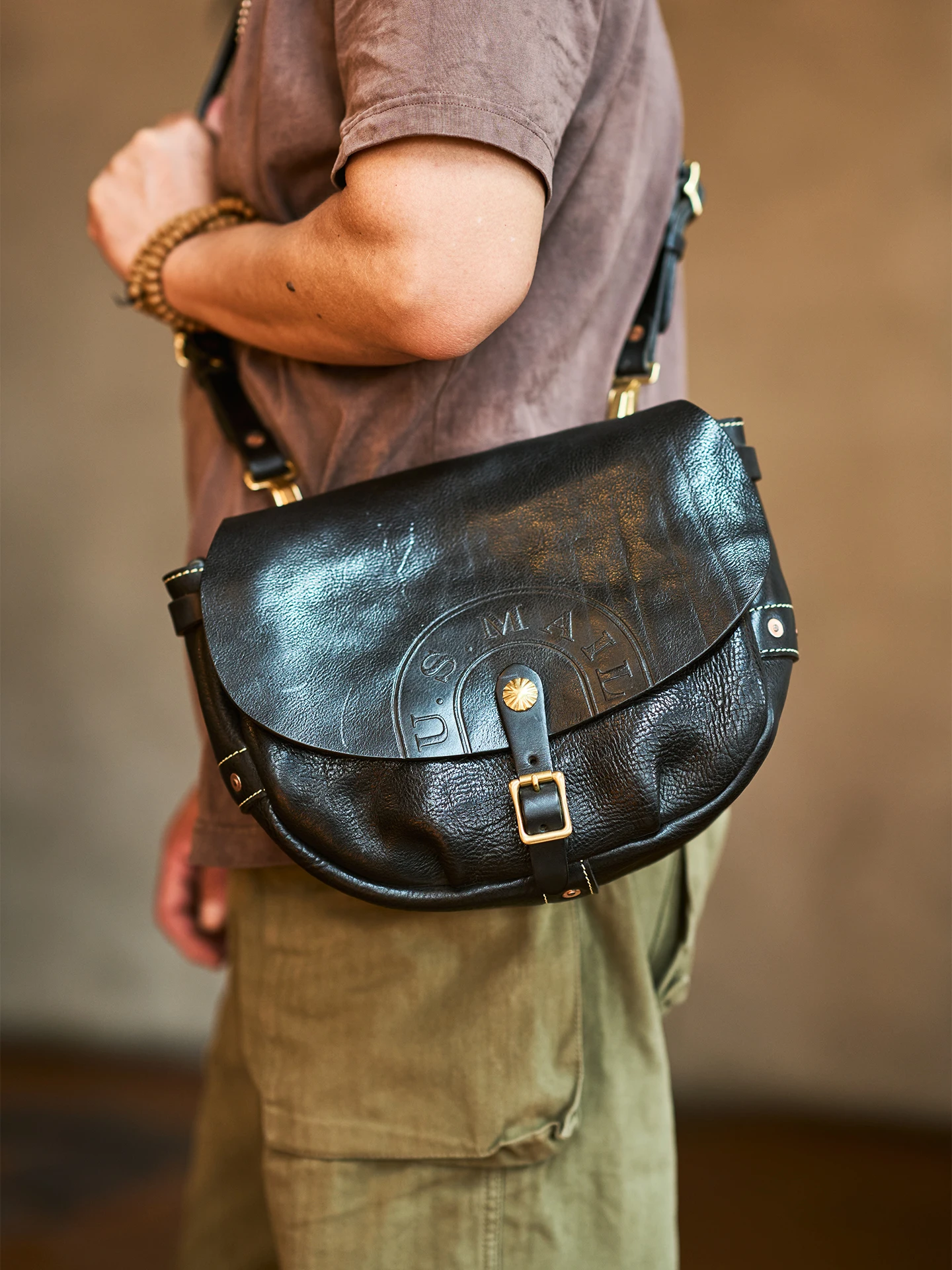 

Vintage organizer designer handmade tanned cowhide men's messenger bag outdoor daily work brand real leather shoulder bag