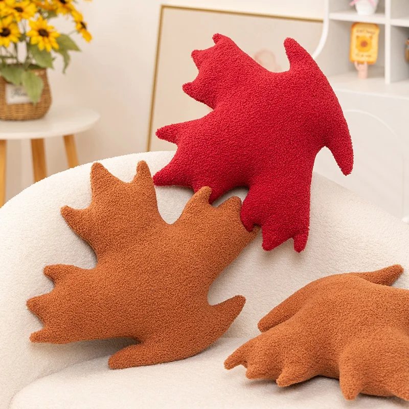 Almohada creativa de felpa con forma de hoja de arce, almohada suave y acogedora para dormir, cojín para sofá, silla, decoración bonita para el hogar, bonito regalo