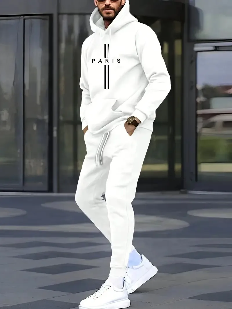 

Новый мужской комплект на весну и осень 2025 имеет повседневный модный и удобный 3D-принт в полоску.