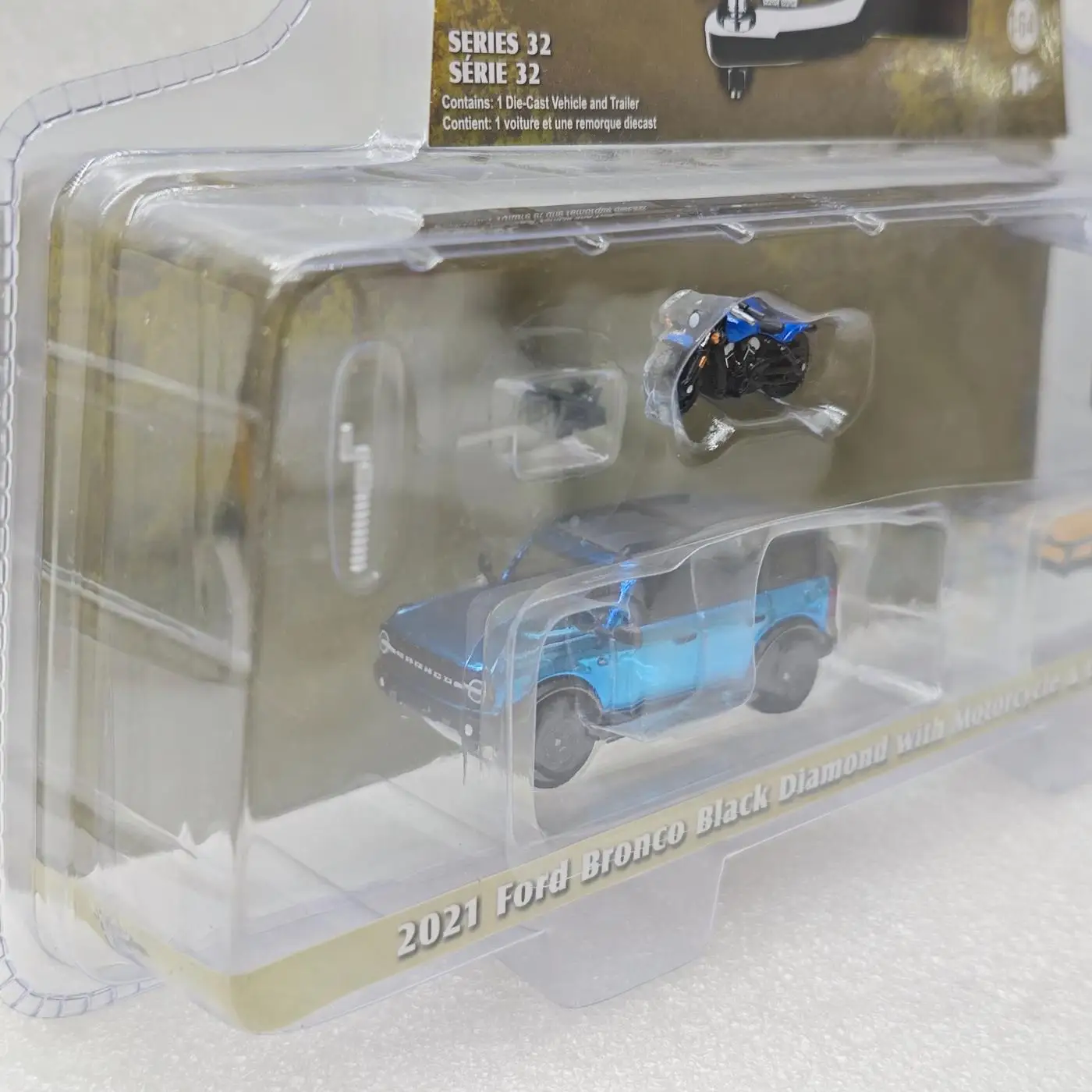 

GreenLight 1:64 2021 Ford Bronco & Trailer & Motorcycle 32320-C Alloy Diecast Car Model Mini Car Toy Children's Gift