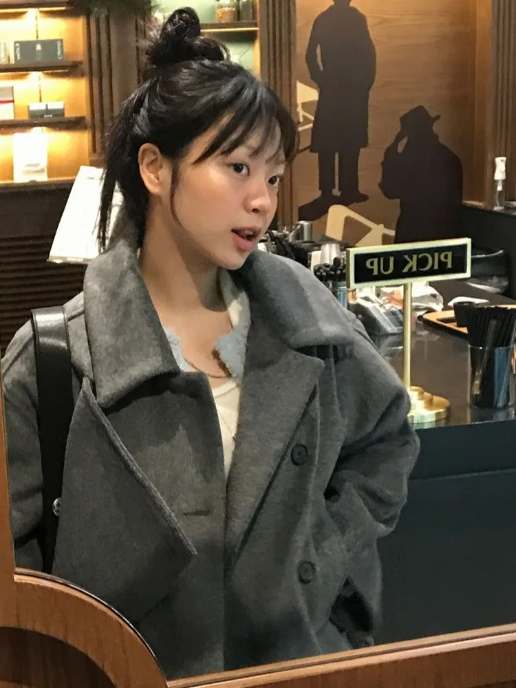 

Winter Chic Thiened Woolen Cotton Warm Outerwear Women's Small Size Faionable Suiting Coat Regular Length No Cap