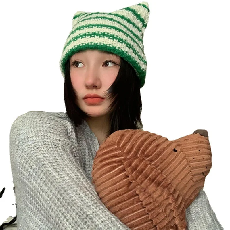 Gorro japonés Y2K para mujer, gorro de punto a rayas con orejas de gato, Jersey puntiagudo, Otoño e Invierno