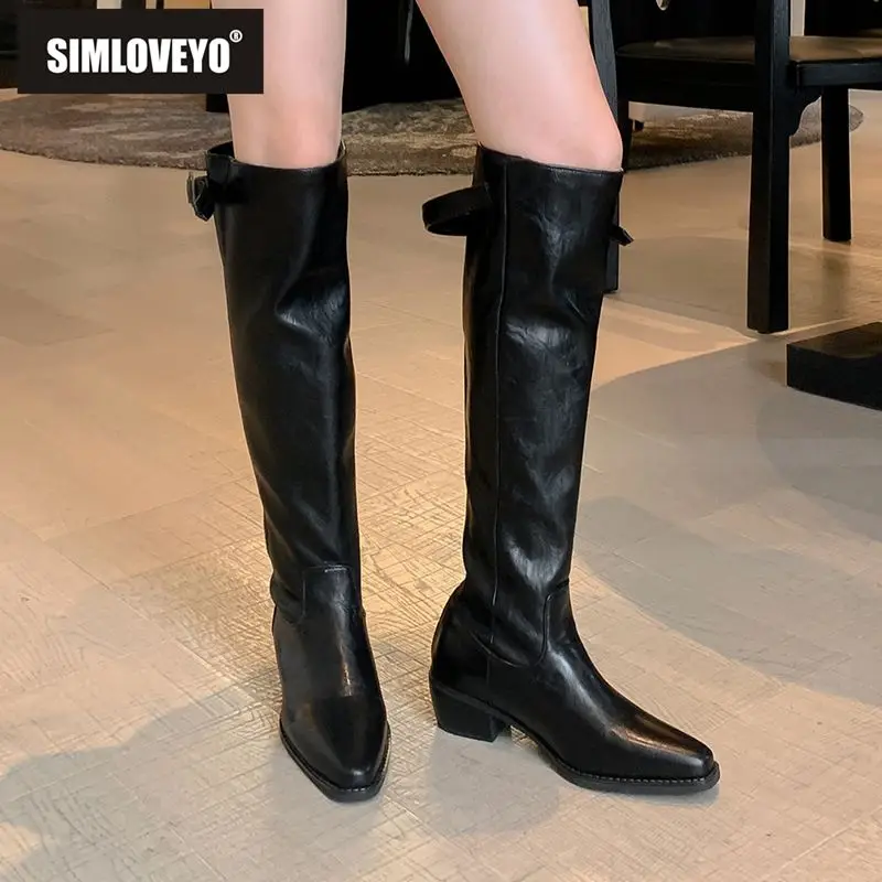 

SIMLOVEYO Бренд 2025 Сапоги до бедра Женские Квадратный носок 5 см Толстый каблук Пряжка ремня Большой размер 42 43 Сексуальные свидания выше колена Зима