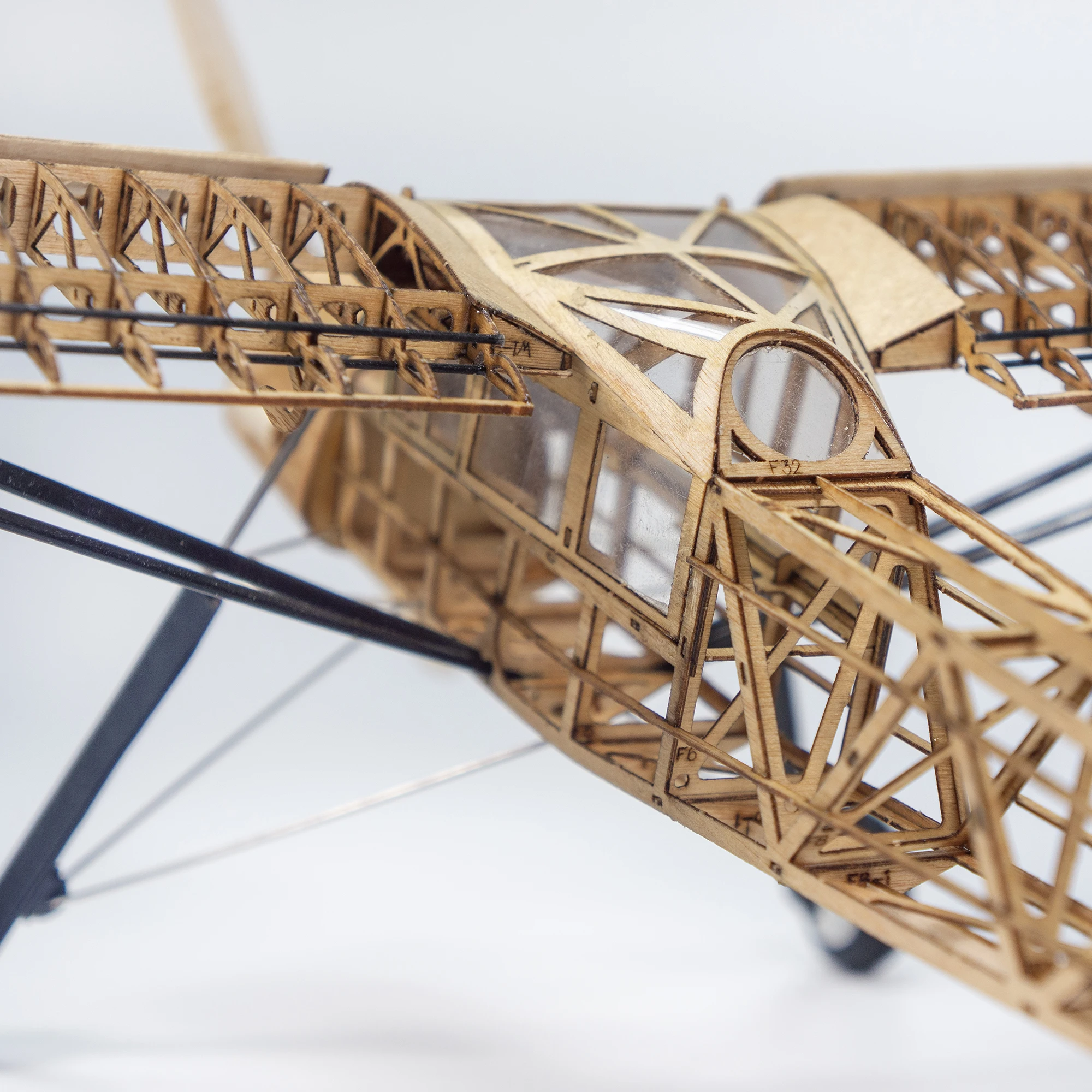 DW Hobby VS41 1:28 Fieseler Fi - Laser Cut Wooden Model Kit Assembly 评论和价格