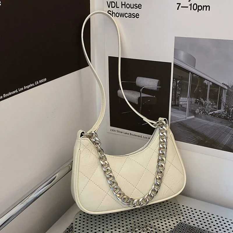 

Fashionable High End Leather Women Messenger Bag Classic Designer Paris Popular Classic Elegant Casual Simple Vintage Diaper Bag
