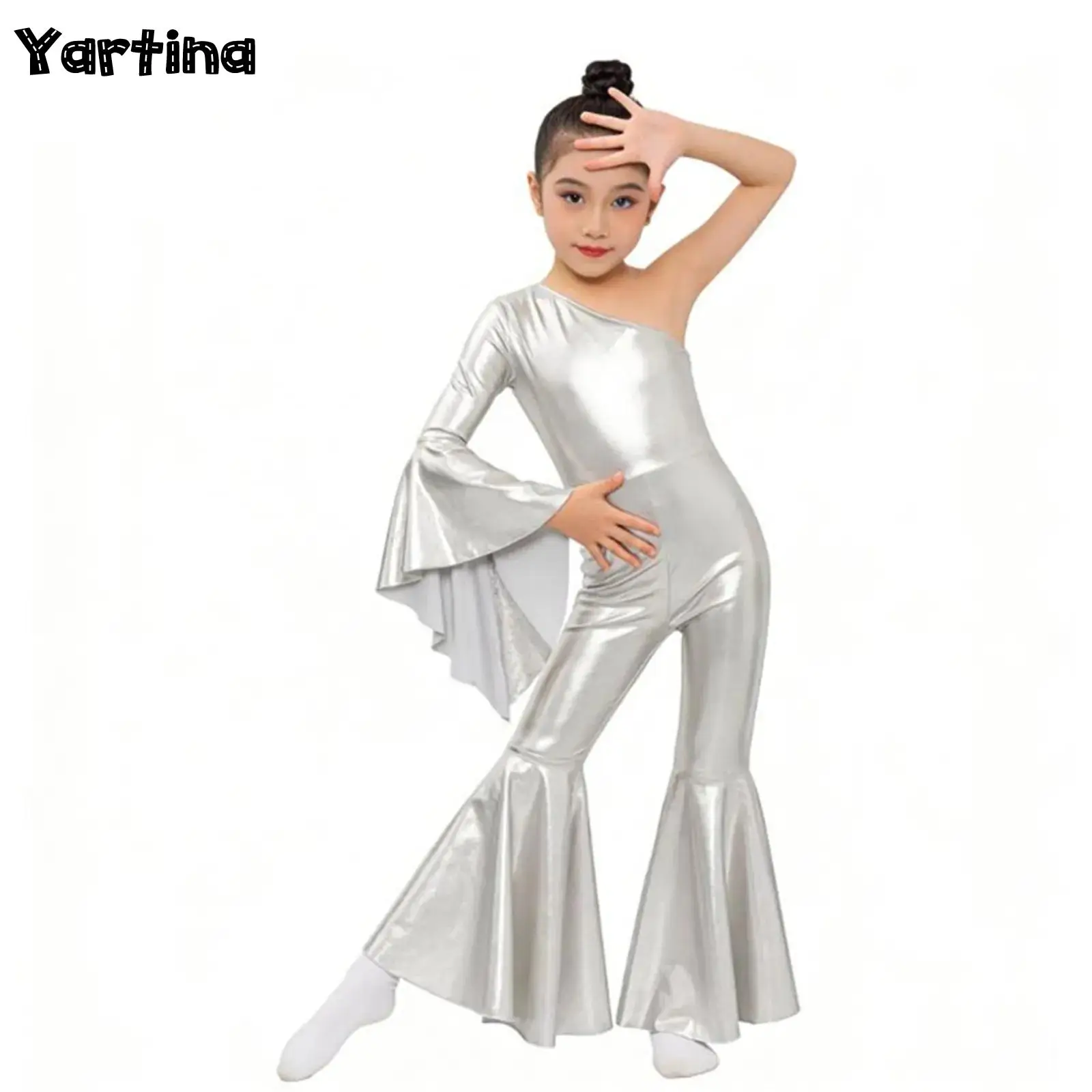 macacao-infantil-feminino-metalico-brilhante-para-danca-jazz-e-disco-estilo-diva-com-ombro-Unico-manga-sino-e-calca-boca-de-sino-traje-de-performance