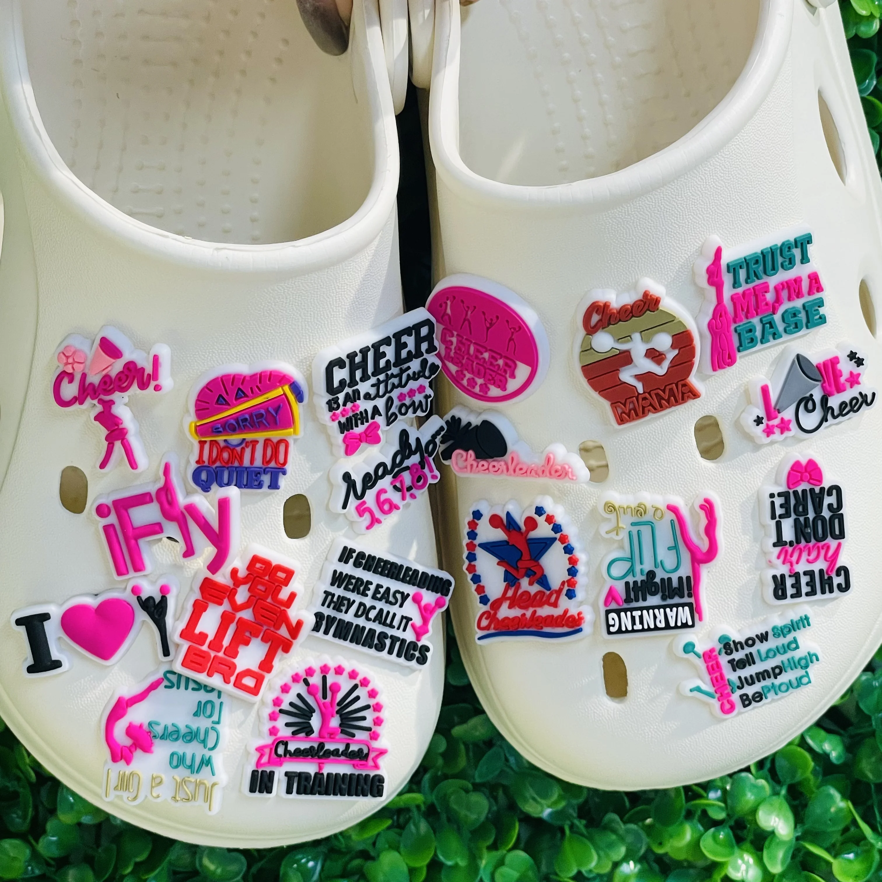 New Arrival 1pcs PVC Shoe Charms Cheerleader Love Cheer Fly Buckle Clog Garden Shoes Button Decorations Kid Holiday Present