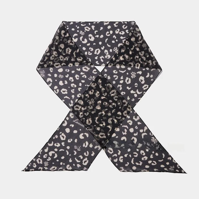 Smooth Silk Scarf Commute Versatile Breathable Four Seasons Optional Dual Color Hanging Drapery Skin Friendly Leopard Pattern