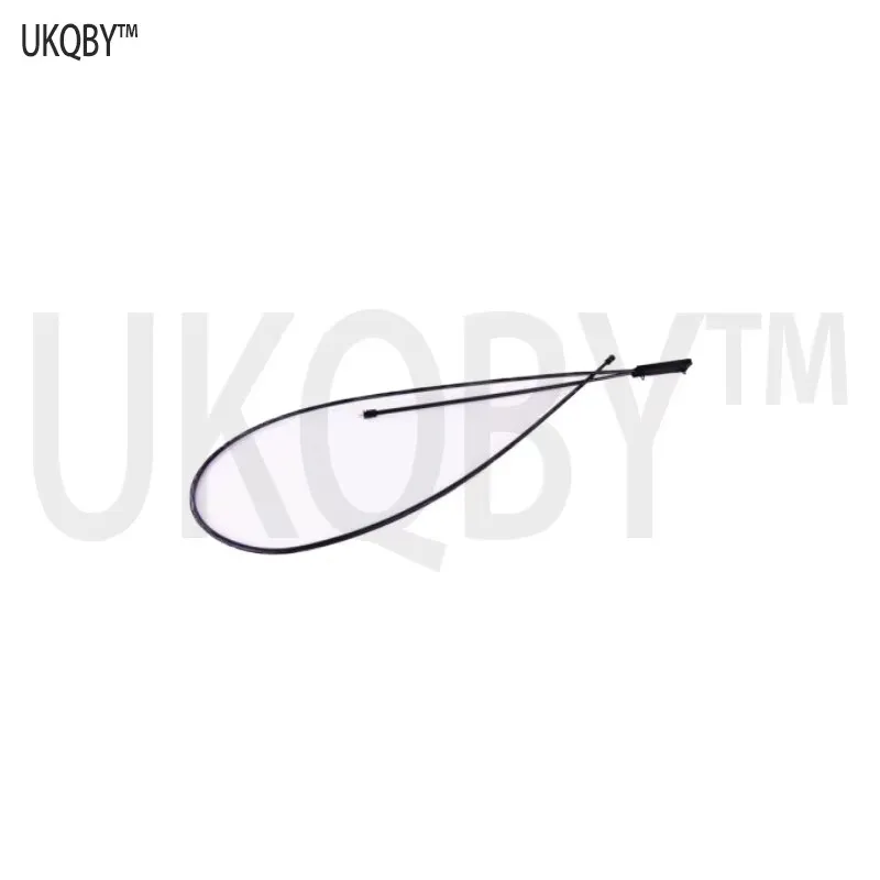 

Винт с потайной головкой и накладка с левой полукруглой головкой для фиксирующего компонента переднего захвата кабеля. 51237183773 5123718