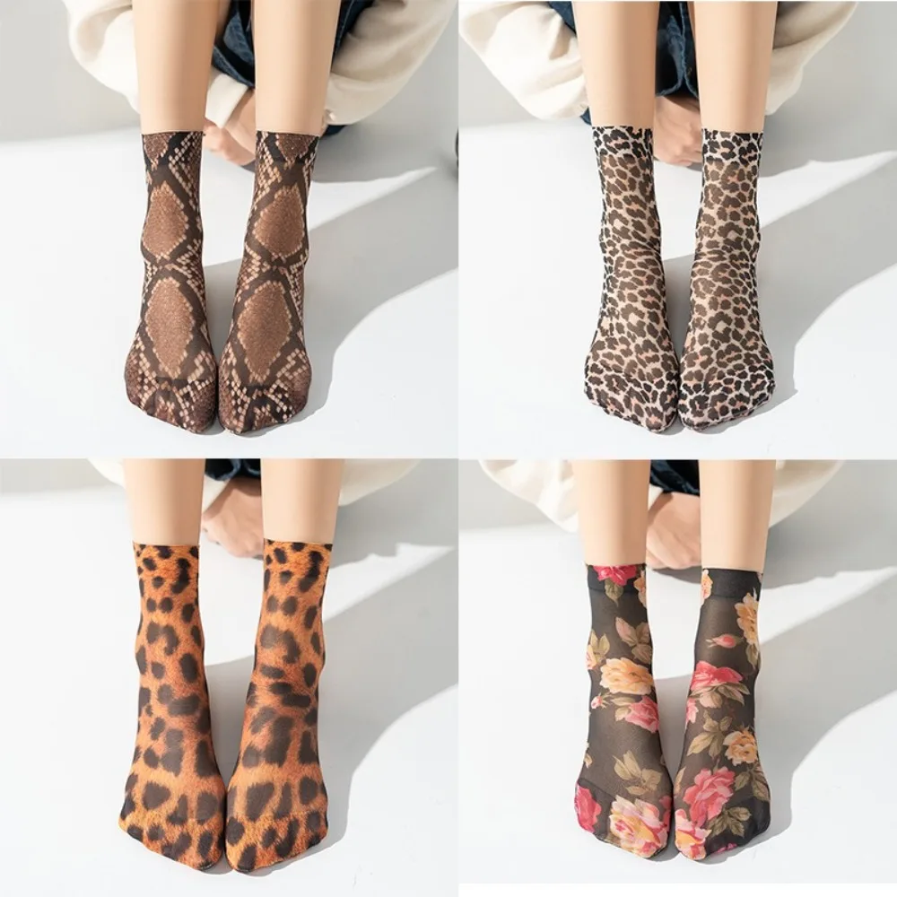 Novo leve chique leopardo impressão malha meias macias duráveis meias curtas confortáveis meias femininas elevam seu estilo & conforto