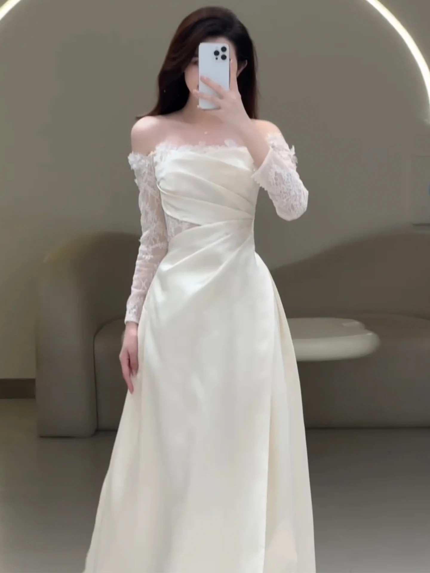 

Ele Long Sve Lace One oulder Bridal Gown Vintage Forest Sle Wedding Dr for Autumn Winter High Waist Soft Satin