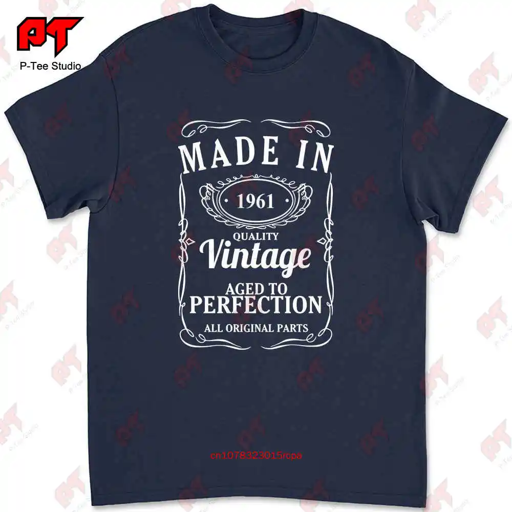 Made In 1961 Happy Birthday Present Gift T-shirt 8O4X