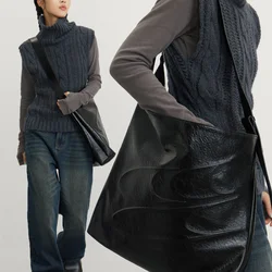 Stylish Two-colors Oil Wax Crossbody Bags for Men and Women, 2024 F/W Large Capacity Tote Bags with Adjustable Shoulder Strap