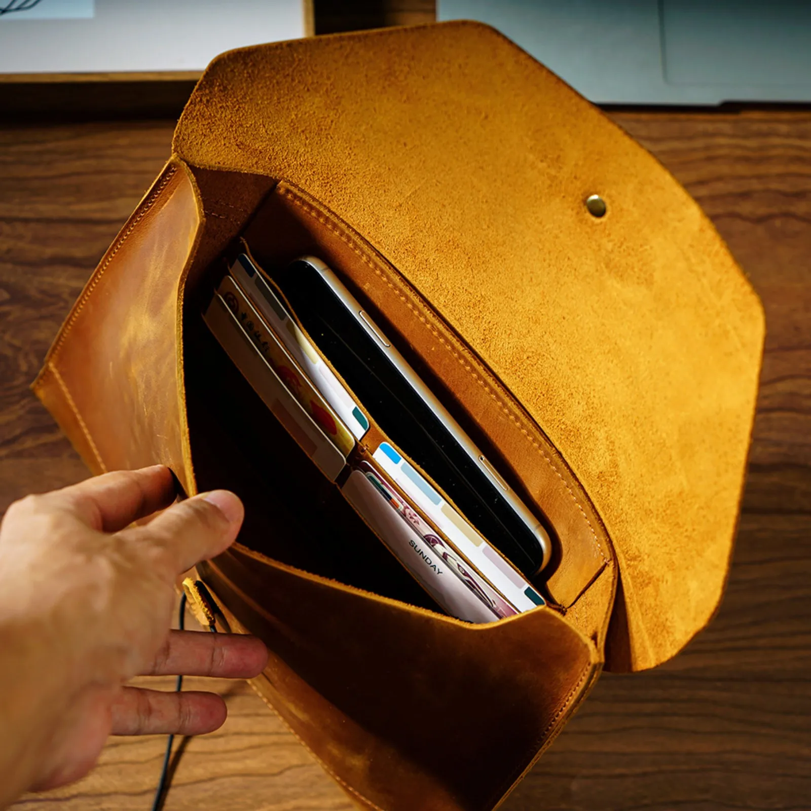 เคสหนังแท้สำหรับ iPad พร้อมช่องเก็บเอกสาร - แฟ้มเก็บเอกสารอเนกประสงค์พร้อมช่องใส่บัตร