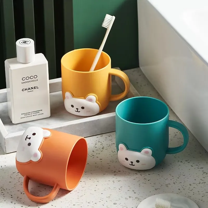 Taza de cepillo de dientes para baño, oso para niños, dormitorio de estudiantes, bonitos dibujos animados, gárgaras, productos de plástico para niños, artículos para el hogar
