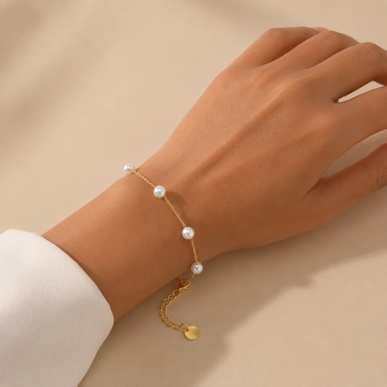 

Elegant Imitation Pearl Stackable Bracelet for Women 18K Gold Color Round Pearl Adjustable Chain Wrist Jewelry Fashion Gifts